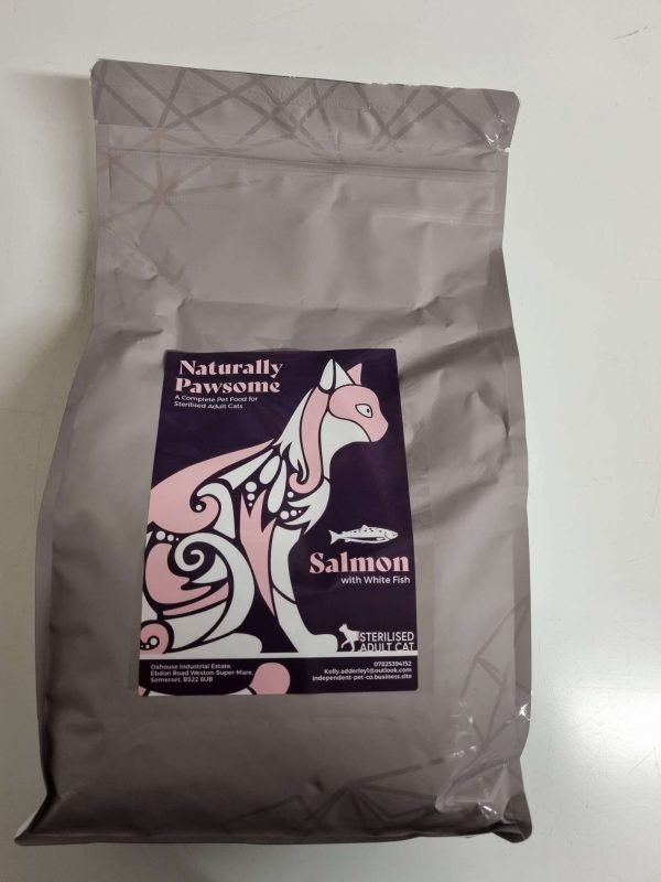 Naturally Pawsome Cat Grain Free Salmon with White Fish & Vegetables Dry Sterilised Adult Cat Food