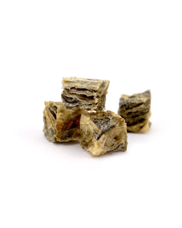 Skippers Fish Skin Cubes 1kg Medium
